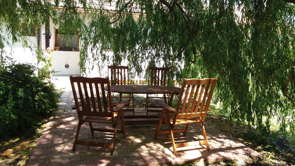Pongrácz Apartman Zirc Exterior foto